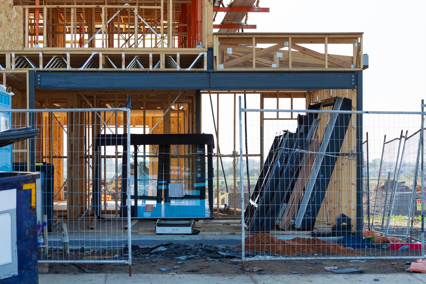 Benefits of Hiring Professional Engineers and Architects